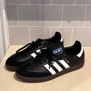 Adidas Sambas 🖤